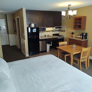Grand Summit Resort